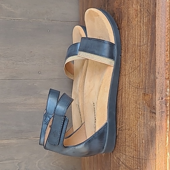 EUC Spenco Sandals Women's sz 8B Jasmine Ankle Strap Black/Gold Flat Sandals - Picture 4 of 11